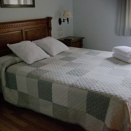 Hotel Saueth Tredos Phòng bức ảnh