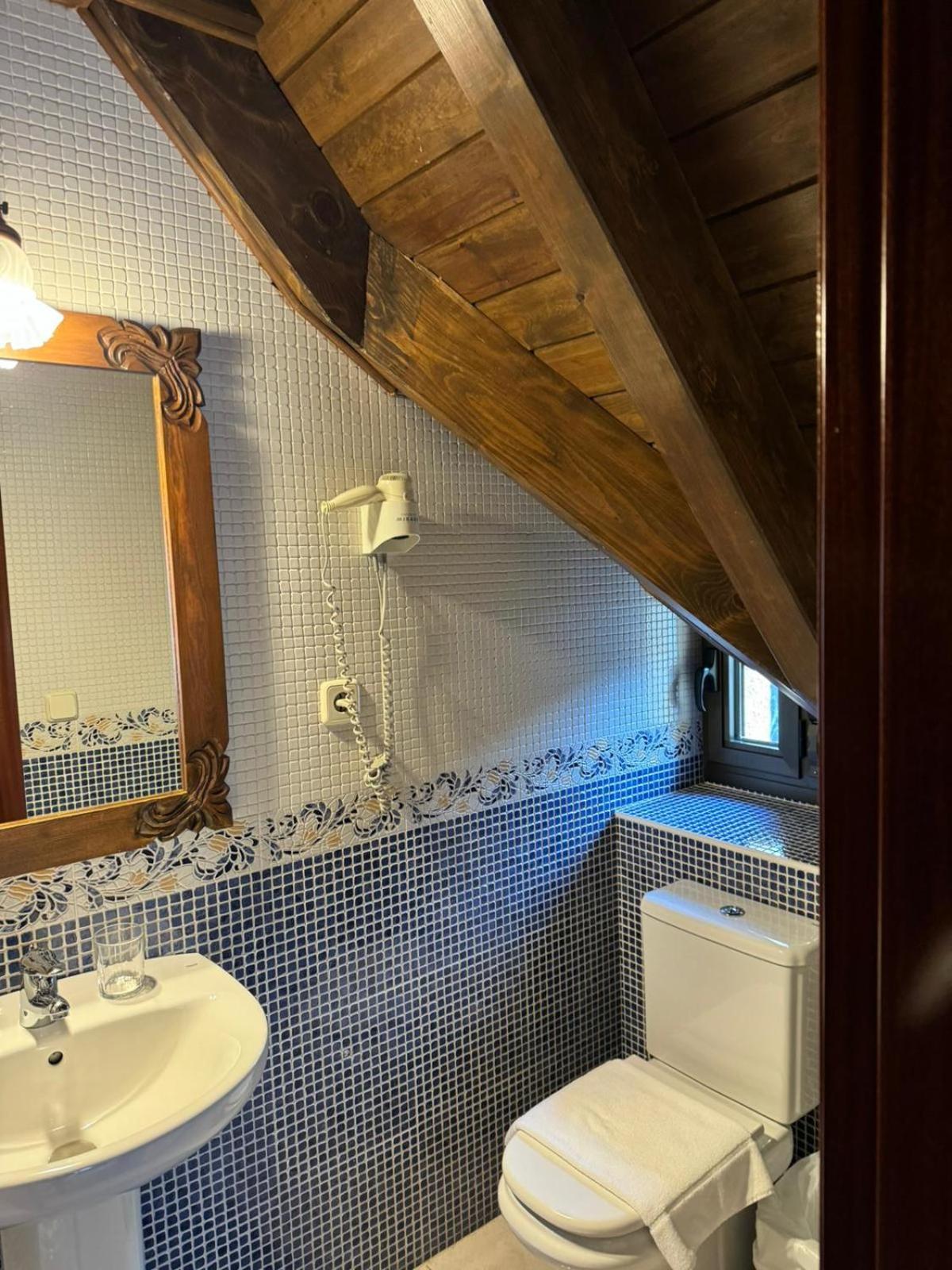 Hotel Saueth Tredos Ngoại thất bức ảnh