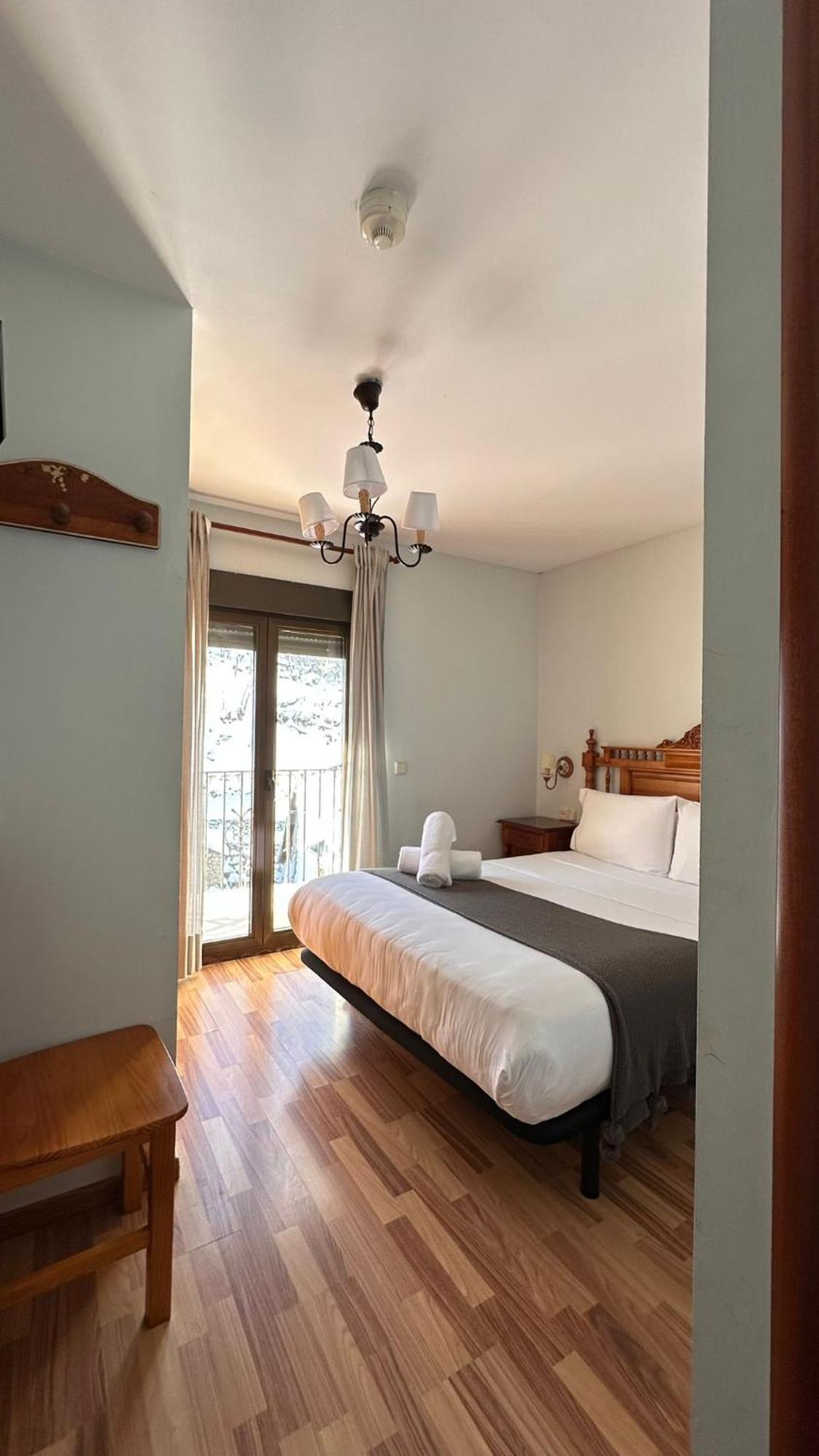 Hotel Saueth Tredos Ngoại thất bức ảnh